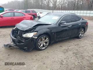2015 Infiniti Q70 with VIN JN1BY1AR9FM561113, listed as a IAAI auction lot 41541936 with 266,227 mi miles and . Bid and sale history available at DreamBid. Image 17.