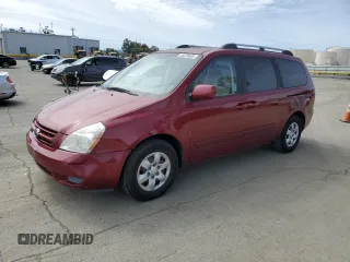 2008 Kia Sedona LX with VIN KNDMB233686218479, listed as a Copart auction lot 50228685 with 200,945 mi miles and Salvage Title. Bid and sale history available at carsss.com. Image 1.