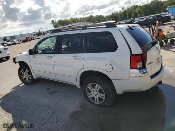2004 Mitsubishi Endeavor XLS with VIN 4A4MM31S84E026399, listed as a Copart auction lot 69507394 with 241,793 mi miles and Salvage Title. Bid and sale history available at carsss.com. Image 2.
