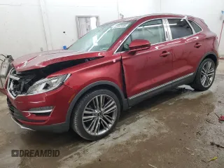 2016 Lincoln MKC Reserve z VIN 5LMTJ3DH1GUJ18887, wystawiony jako Copart lot #62357135 z przebiegiem 104 655 mil mil oraz Szkoda całkowita • Salvage title. Historia ofert i sprzedaży dostępna na DreamBid. Obrazek 1.