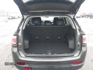 2022 Jeep Compass Trailhawk with VIN 3C4NJDDB5NT162979, listed as a IAAI auction lot 41535004 with 22,354 mi miles and . Bid and sale history available at DreamBid. Image 8.