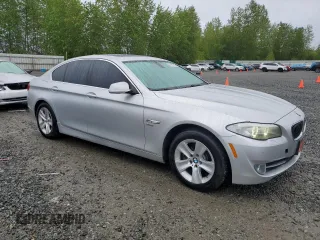 2012 BMW 5 Series 528i xDrive with VIN WBAXH5C59CDW04183, listed as a Copart auction lot 54977285 with 146,507 mi miles and Clean Title. Bid and sale history available at DreamBid. Image 4.