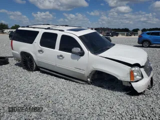 2013 GMC Yukon XL SLT with VIN 1GKS1KE03DR253071, listed as a Copart auction lot 51437355 with 194,807 mi miles and Salvage Title. Bid and sale history available at DreamBid. Image 4.