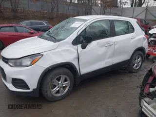 2018 Chevrolet Trax LS with VIN 3GNCJNSB9JL283743, listed as a IAAI auction lot 41569737 with 35,337 mi miles and . Bid and sale history available at DreamBid. Image 23.