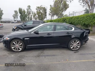 2015 Jaguar XF V6 Portfolio with VIN SAJWA0F77F8U65737, listed as a IAAI auction lot 42078529 with 62,229 mi miles. Bid and sale history available at carsss.com. Image 15.