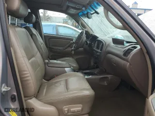 2001 Toyota Sequoia Limited with VIN 5TDZT38A81S038958, listed as a Copart auction lot 81107224 with 0 mi miles and Salvage Title. Bid and sale history available at carsss.com. Image 7.