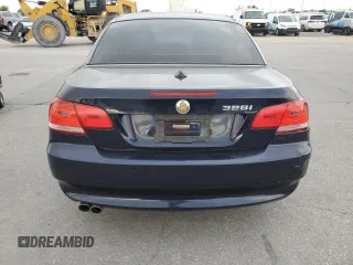 2009 BMW 3 Series 328i z VIN WBAWL13559PX25285, wystawiony jako Copart lot #56045805 z przebiegiem 168 195 mil mil oraz Czysty tytuł • Clean title. Historia ofert i sprzedaży dostępna na DreamBid. Obrazek 6.