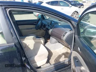 2005 Toyota Prius z VIN JTDKB20U450126080, wystawiony jako IAAI lot #42215698 z przebiegiem Nie podano mil oraz . Historia ofert i sprzedaży dostępna na DreamBid. Obrazek 5.