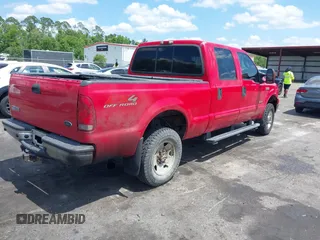 2005 Ford F-250 XL z VIN 1FTSW21P15EB14467, wystawiony jako IAAI lot #42254849 z przebiegiem 191 434 mil mil oraz . Historia ofert i sprzedaży dostępna na DreamBid. Obrazek 4.