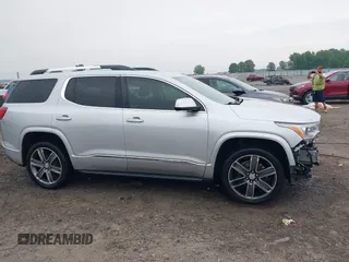 2017 GMC Acadia Denali z VIN 1GKKNXLS8HZ188018, wystawiony jako IAAI lot #42420881 z przebiegiem 150 134 mil mil oraz . Historia ofert i sprzedaży dostępna na DreamBid. Obrazek 14.