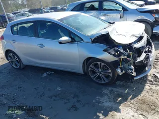 2016 Kia Forte EX with VIN KNAFX5A89G5627605, listed as a IAAI auction lot 42022725 with 87,712 mi miles and . Bid and sale history available at carsss.com. Image 1.