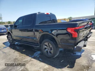 2023 Ford F-150 Lightning Pro z VIN 1FTVW1EL8PWG07655, wystawiony jako Copart lot #53280875 z przebiegiem 24 362 mil mil oraz Szkody całkowita. Historia ofert i sprzedaży dostępna na DreamBid. Obrazek 2.