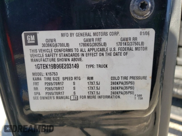 2006 GMC Sierra 1500 Work Truck z VIN 1GTEK19B96E203149, wystawiony jako Copart lot #52455995 z przebiegiem 147 476 mil mil oraz Czysty tytuł • Clean title. Historia ofert i sprzedaży dostępna na DreamBid. Obrazek 12.
