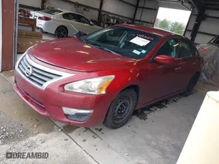 2015 Nissan Altima 2.5 with VIN 1N4AL3AP7FC242645, listed as a IAAI auction lot 41834233 with 191,725 mi miles. Bid and sale history available at carsss.com. Image 2.
