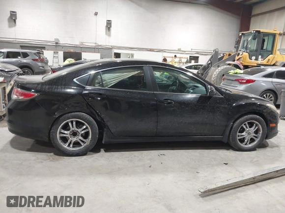 2010 Mazda 6 i Sport with VIN 1YVHZ8BH3A5M32560, listed as a IAAI auction lot 41666908 with 115,315 mi miles. Bid and sale history available at carsss.com. Image 14.