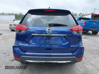 2017 Nissan Rogue SL with VIN 5N1AT2MV9HC874091, listed as a IAAI auction lot 41918485 with 142,185 mi miles. Bid and sale history available at carsss.com. Image 17.