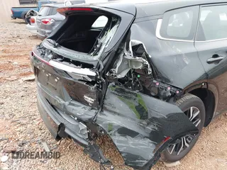 2025 Toyota Crown XLE z VIN JTDACAAJ7S3004279, wystawiony jako IAAI lot #41863223 z przebiegiem 5041 mil mil oraz . Historia ofert i sprzedaży dostępna na DreamBid. Obrazek 6.