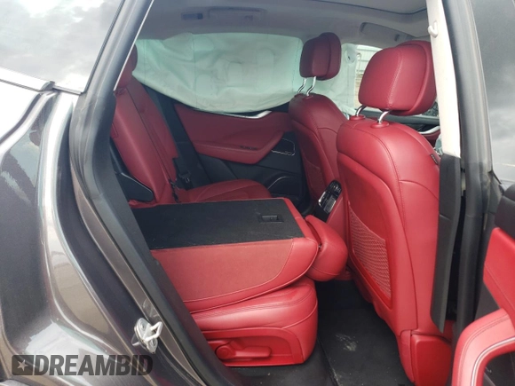 2017 Maserati Levante S z VIN ZN661YUS3HX196812, wystawiony jako Copart lot #69257744 z przebiegiem Nie podano mil oraz Szkoda całkowita • Salvage title. Historia ofert i sprzedaży dostępna na DreamBid. Obrazek 11.