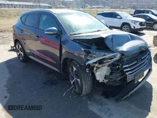 2018 Hyundai Tucson Sport z VIN KM8J3CAL0JU782831, wystawiony jako IAAI lot #41770720 z przebiegiem 96 428 mil mil oraz . Historia ofert i sprzedaży dostępna na DreamBid. Obrazek 1.