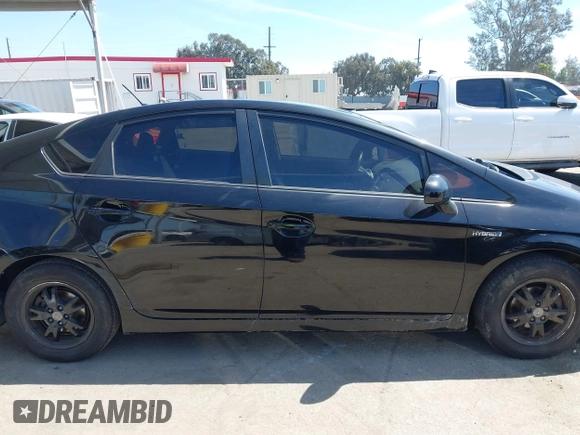2013 Toyota Prius One with VIN JTDKN3DU6D0338436, listed as a IAAI auction lot 41881367 with 172,968 mi miles. Bid and sale history available at carsss.com. Image 13.