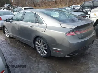 2015 Lincoln MKZ z VIN 3LN6L2JK4FR610596, wystawiony jako IAAI lot #41443285 z przebiegiem 114 363 mil mil oraz . Historia ofert i sprzedaży dostępna na DreamBid. Obrazek 3.