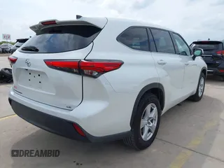 2022 Toyota Highlander LE with VIN 5TDZZRAH4NS090313, listed as a IAAI auction lot 42137543 with 81,954 mi miles and . Bid and sale history available at DreamBid. Image 4.