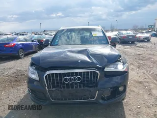 2014 Audi Q5 Premium Plus with VIN WA1LFAFP1EA114946, listed as a IAAI auction lot 42042556 with 190,787 mi miles. Bid and sale history available at carsss.com. Image 12.