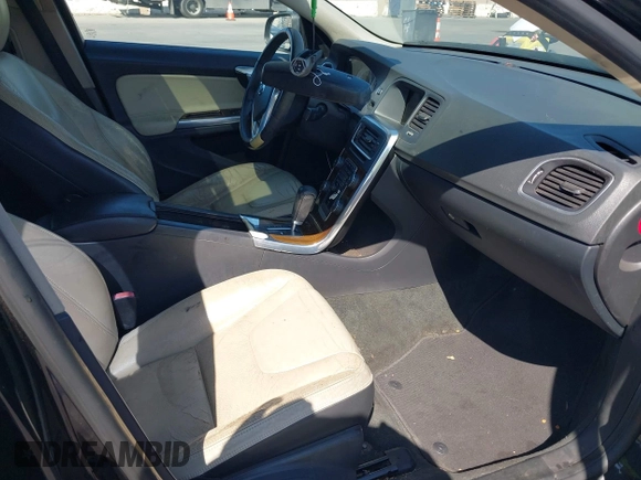 2012 Volvo S60 T5 with VIN YV1622FS0C2036881, listed as a IAAI auction lot 42653548 with 118,984 mi miles and . Bid and sale history available at DreamBid. Image 5.