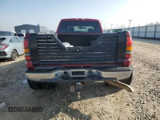 2006 GMC Sierra 3500 DRW SLE1 z VIN 1GTJK33D86F155187, wystawiony jako Copart lot #83437764 z przebiegiem 100 394 mil mil oraz Szkody całkowita. Historia ofert i sprzedaży dostępna na DreamBid. Obrazek 6.