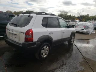 2007 Hyundai Tucson SE with VIN KM8JN72D27U569221, listed as a Copart auction lot 74250944 with 195,097 mi miles and Salvage Title. Bid and sale history available at carsss.com. Image 3.