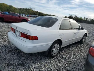 2001 Toyota Camry CE with VIN 4T1BG22K81U850947, listed as a Copart auction lot 50957805 with 159,557 mi miles and Non Repairable. Bid and sale history available at DreamBid. Image 3.