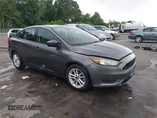 2018 Ford Focus SE с VIN 1FADP3F29JL254089, выставлен на аукционе IAAI как лот 42424943 с пробегом 105 954 миль миль и . История ставок и продаж доступна на DreamBid. Изображение 1.