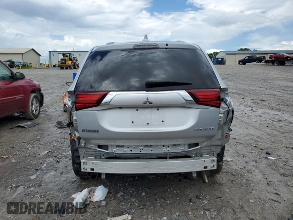 2018 Mitsubishi Outlander ES z VIN JA4AD2A32JJ005977, wystawiony jako Copart lot #56207915 z przebiegiem 181 686 mil mil oraz Szkody całkowita. Historia ofert i sprzedaży dostępna na DreamBid. Obrazek 6.