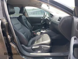 2014 Volkswagen Jetta SE with VIN 3VWD17AJ2EM392821, listed as a IAAI auction lot 42621085 with 102,211 mi miles and . Bid and sale history available at DreamBid. Image 5.