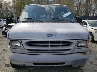 1999 Ford Econoline Passenger XL with VIN 1FBSS31LXXHA39417, listed as a Copart auction lot 52817645 with 109,930 mi miles and Salvage title. Bid and sale history available at DreamBid. Image 5.