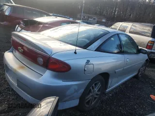 2005 Chevrolet Cavalier LS Sport with VIN 1G1JH12F457183186, listed as a Copart auction lot 83019584 with 141,143 mi miles and Salvage Title. Bid and sale history available at carsss.com. Image 3.