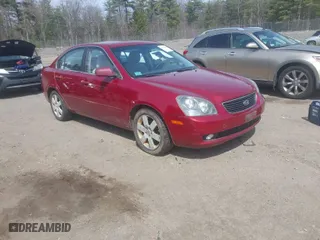 2007 Kia Optima LX with VIN KNAGE123275138775, listed as a IAAI auction lot 42071680 with 178,316 mi miles. Bid and sale history available at carsss.com. Image 1.
