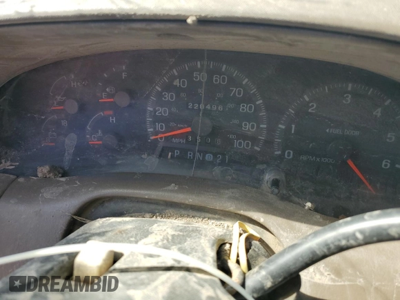 1997 Ford F-150 with VIN 1FTDX17W0VKC53263, listed as a Copart auction lot 57114475 with 220,496 mi miles and Non repairable. Bid and sale history available at DreamBid. Image 9.