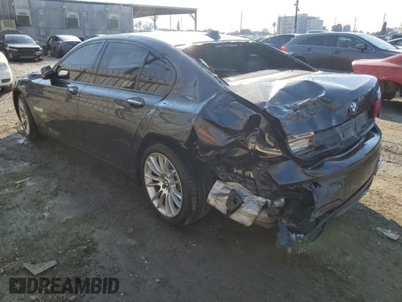 2015 BMW 7 Series 740i с VIN WBAYA6C59FD827049, выставлен на аукционе Copart как лот 43316645 с пробегом 97 677 миль миль и Списание • Salvage title. История ставок и продаж доступна на DreamBid. Изображение 2.
