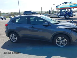 2022 Honda HR-V LX with VIN 3CZRU6H36NM744939, listed as a IAAI auction lot 41812423 with 19,910 mi miles. Bid and sale history available at carsss.com. Image 13.