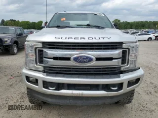 2019 Ford F-250 XL with VIN 1FT7W2B62KED22851, listed as a Copart auction lot 52988005 with 144,616 mi miles and Clean title. Bid and sale history available at DreamBid. Image 5.