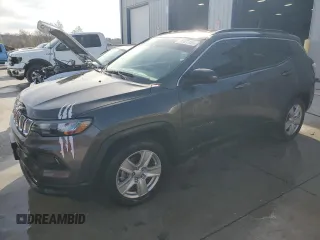 2022 Jeep Compass Altitude with VIN 3C4NJCBB3NT229852, listed as a Copart auction lot 78921104 with 49,618 mi miles and Salvage title. Bid and sale history available at DreamBid. Image 1.