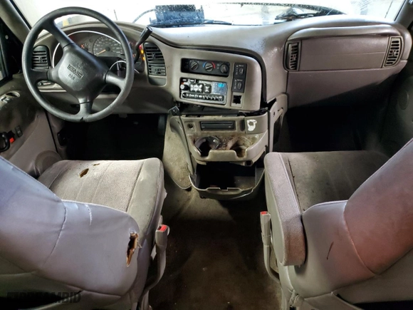 2004 GMC Safari Passenger with VIN 1GKDM19X94B501222, listed as a Copart auction lot 87334014 with 287,482 mi miles and Salvage Title. Bid and sale history available at carsss.com. Image 8.