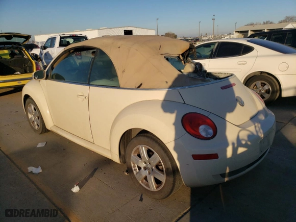 2007 Volkswagen New Beetle Convertible S with VIN 3VWPG31Y17M414814, listed as a Copart auction lot 42352925 with 111,204 mi miles and Non Repairable. Bid and sale history available at carsss.com. Image 2.