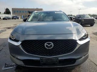 2022 Mazda CX-30 S Carbon Edition z VIN 3MVDMBCLXNM450913, wystawiony jako Copart lot #58537815 z przebiegiem 22 756 mil mil oraz Szkoda całkowita • Salvage title. Historia ofert i sprzedaży dostępna na DreamBid. Obrazek 5.