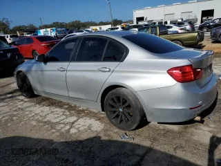 2013 BMW 3 Series 320i xDrive с VIN WBA3C3C52DF982806, выставлен на аукционе Copart как лот 54928605 с пробегом 152 923 миль миль и На запчасти • Non repairable. История ставок и продаж доступна на DreamBid. Изображение 2.