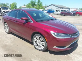 2015 Chrysler 200 Limited z VIN 1C3CCCAB3FN667358, wystawiony jako IAAI lot #42270822 z przebiegiem 91 162 mil mil oraz . Historia ofert i sprzedaży dostępna na DreamBid. Obrazek 1.