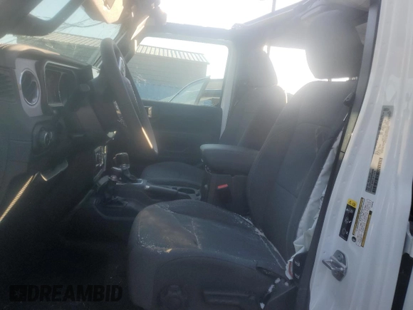 2025 Jeep Wrangler Sahara with VIN 1C4PJXENXSW500496, listed as a Copart auction lot 41934515 with 6,265 mi miles and Salvage Title. Bid and sale history available at DreamBid. Image 7.