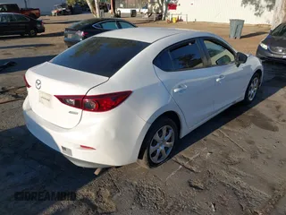 2015 Mazda 3 i Sport with VIN 3MZBM1U7XFM175868, listed as a IAAI auction lot 40742189 with 187,082 mi miles and . Bid and sale history available at carsss.com. Image 4.