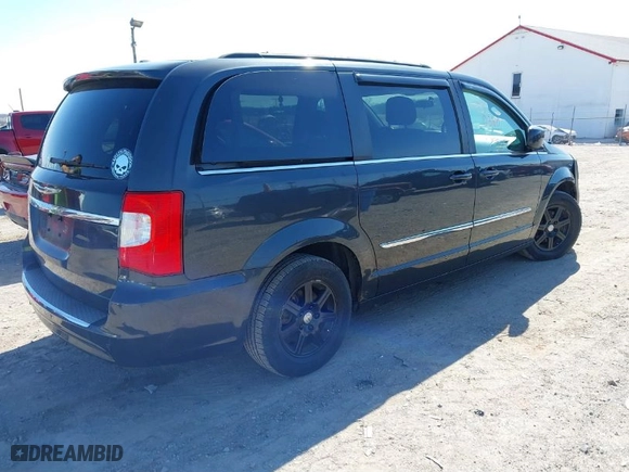 2011 Chrysler Town & Country Touring-L with VIN 2A4RR8DG1BR645357, listed as a IAAI auction lot 41770340 with 144,087 mi miles. Bid and sale history available at carsss.com. Image 4.